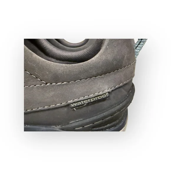 Clarks Women's Wave Walk Waterproof Shoes Taupe Nubuck Comfort Walking Sz 9M - Picture 3 of 8